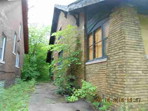 9727 Dundee (3)_m.jpg